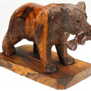 Grizzly Bear with Fish, Detailed Sculpture